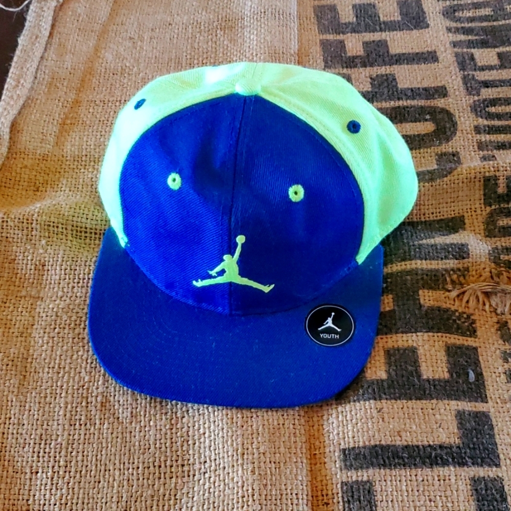 2 Hats! Jumpman and Nike hat